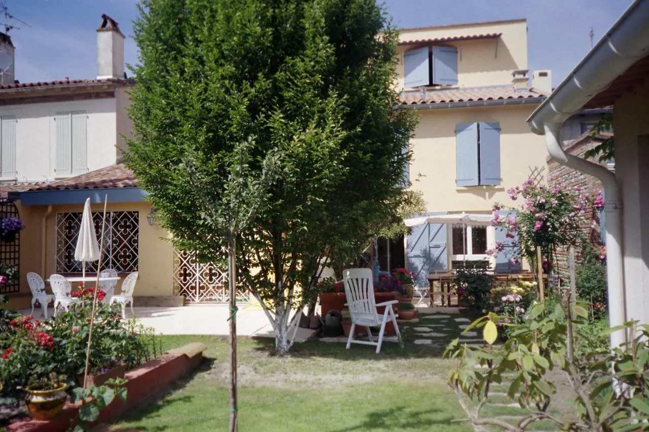 ****  La Cognee Bed & Breakfast Cugnaux France